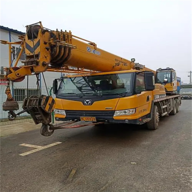 沙湖镇吊车出租保险：全面覆盖，安全无忧