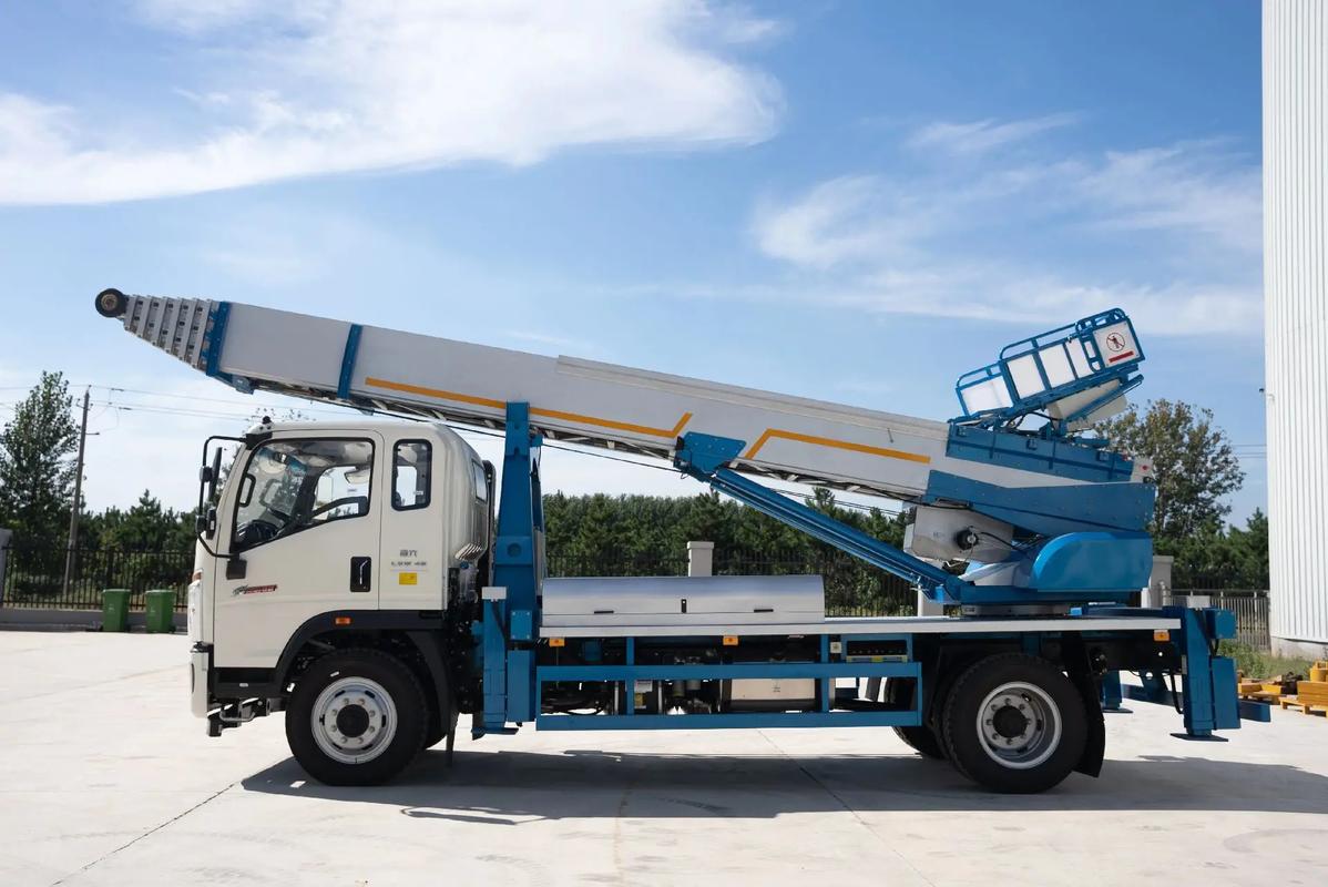 沙湖镇云梯上料车租赁费用